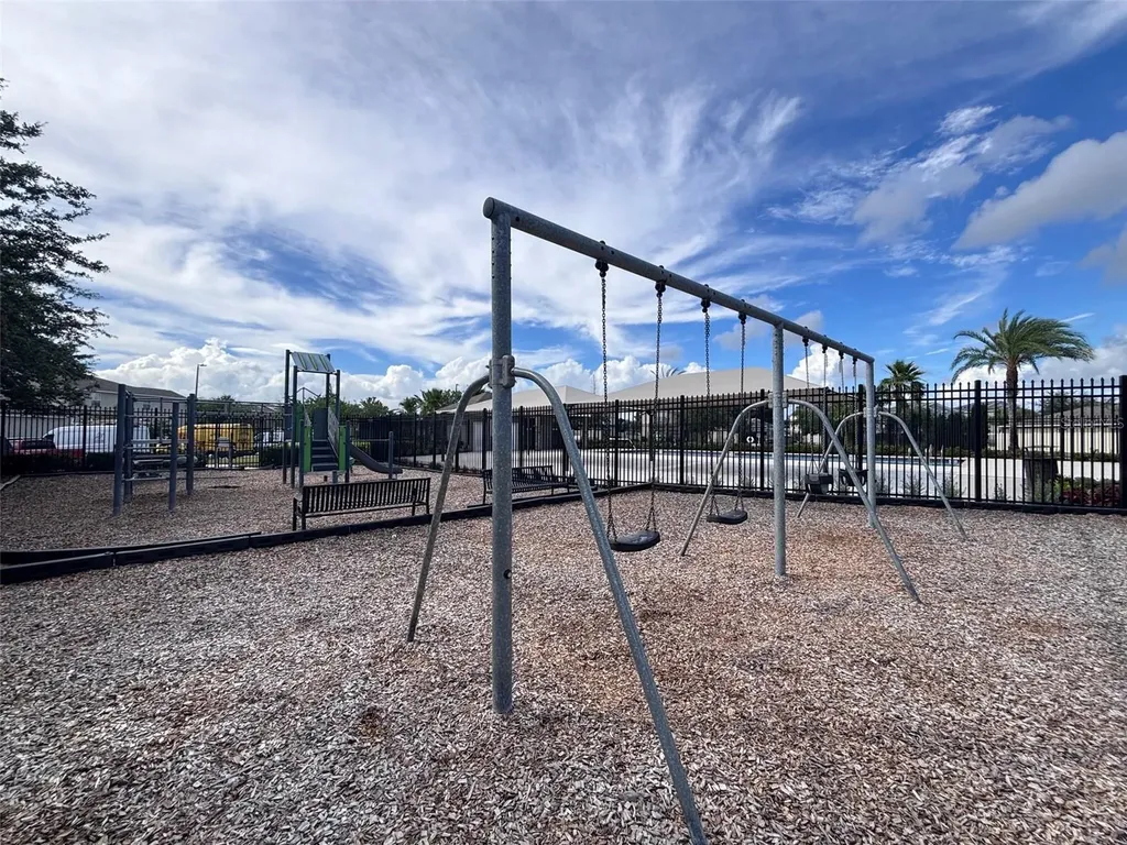 405 Serenity Mill Loop Ruskin FL 33570