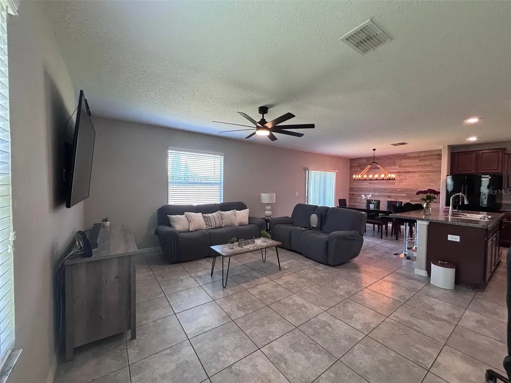 405 Serenity Mill Loop Ruskin FL 33570