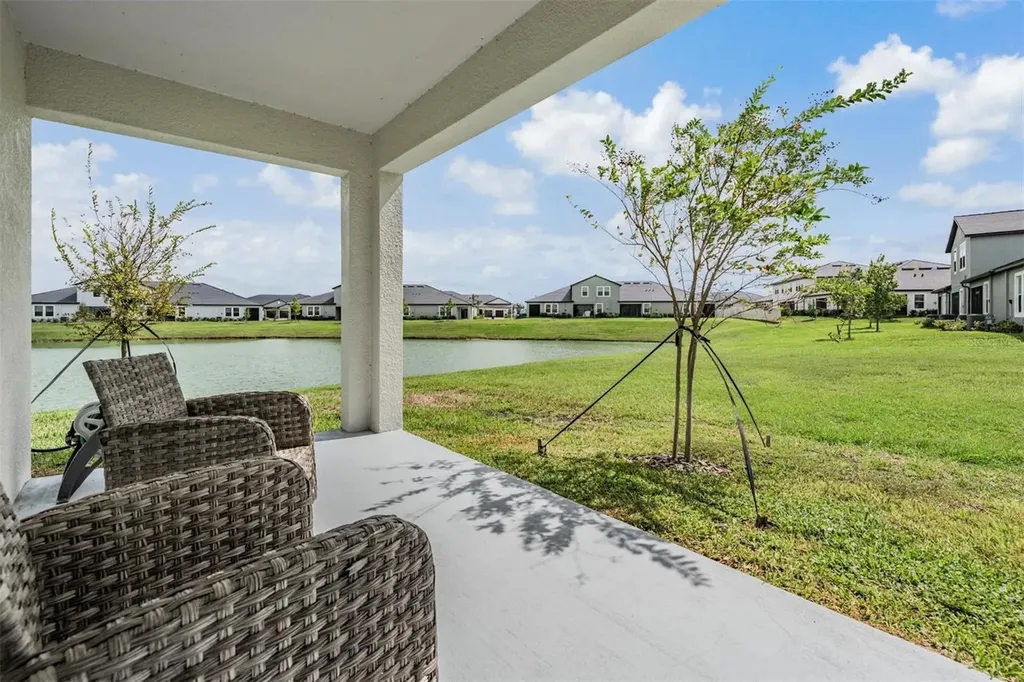 10935 Gable Dig Loop San Antonio FL 33576