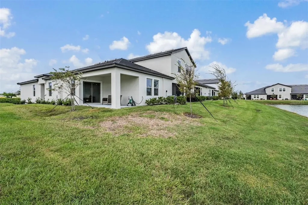 10935 Gable Dig Loop San Antonio FL 33576
