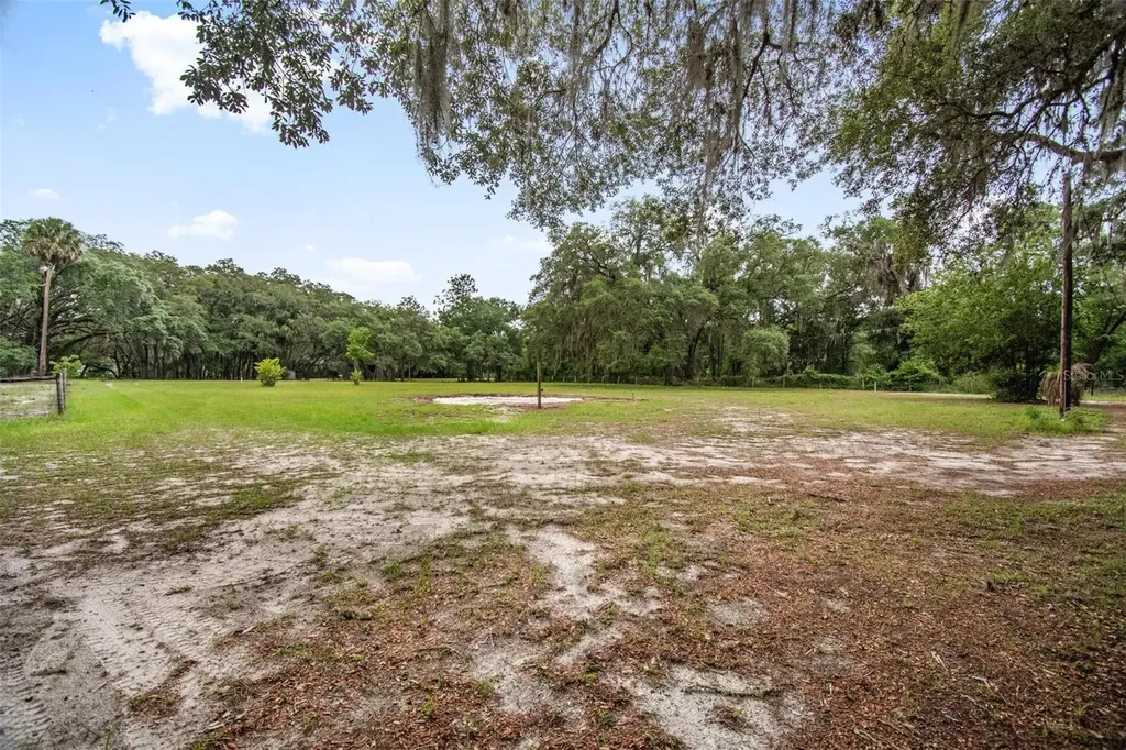 156 Kingfish Road Pomona Park FL 32181