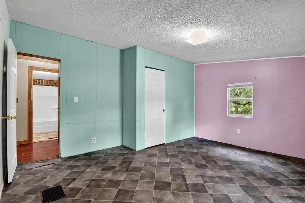 156 Kingfish Road Pomona Park FL 32181