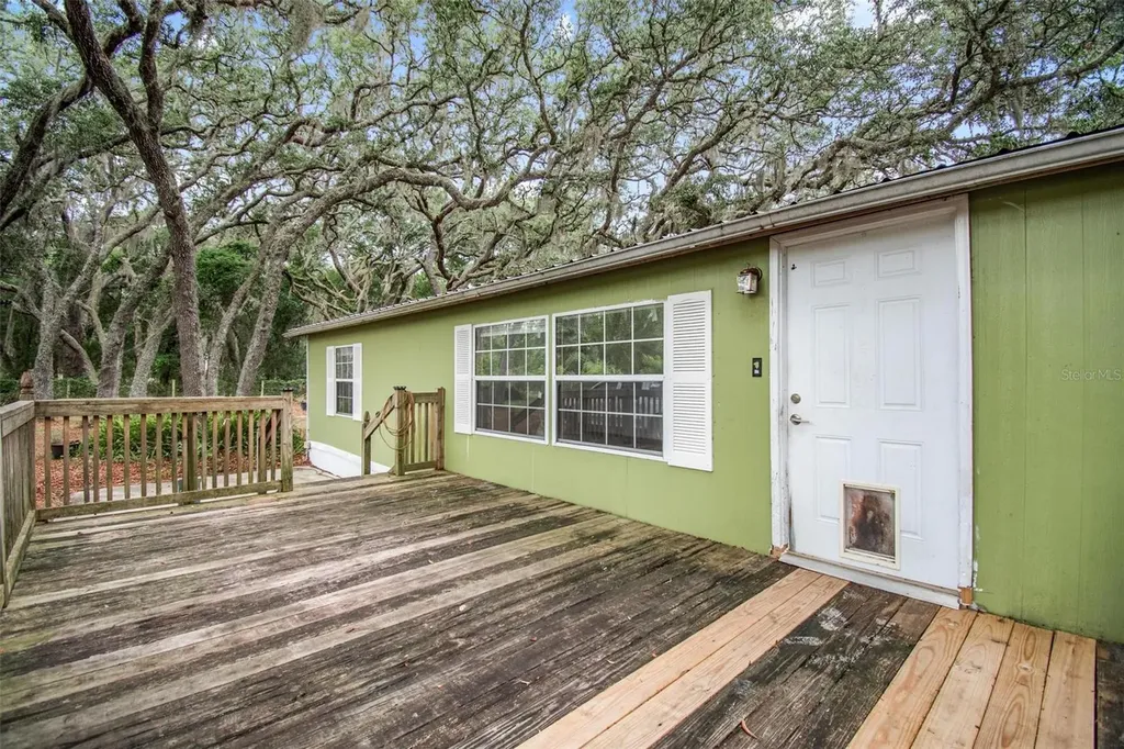 156 Kingfish Road Pomona Park FL 32181