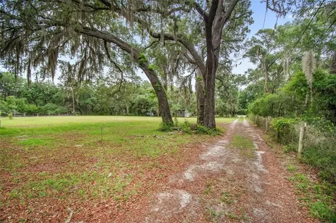 156 Kingfish Road Pomona Park FL 32181