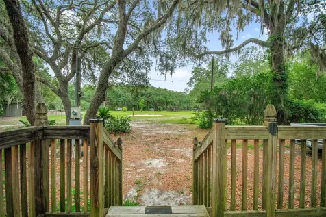 156 Kingfish Road Pomona Park FL 32181