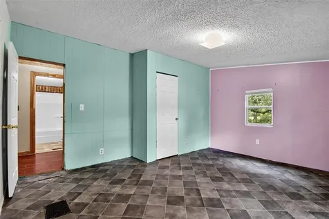 156 Kingfish Road Pomona Park FL 32181