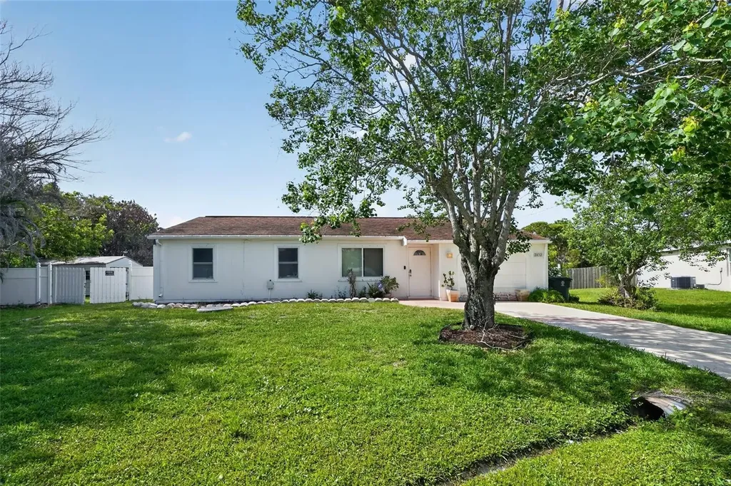 2832 SE Gantry Court Port St Lucie FL 34952