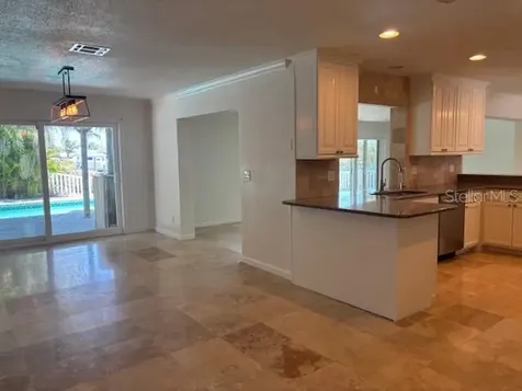12055 4th Street E Treasure Island FL 33706
