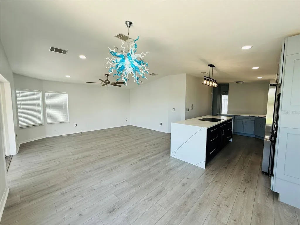 4851 W Gandy Boulevard Tampa FL 33611
