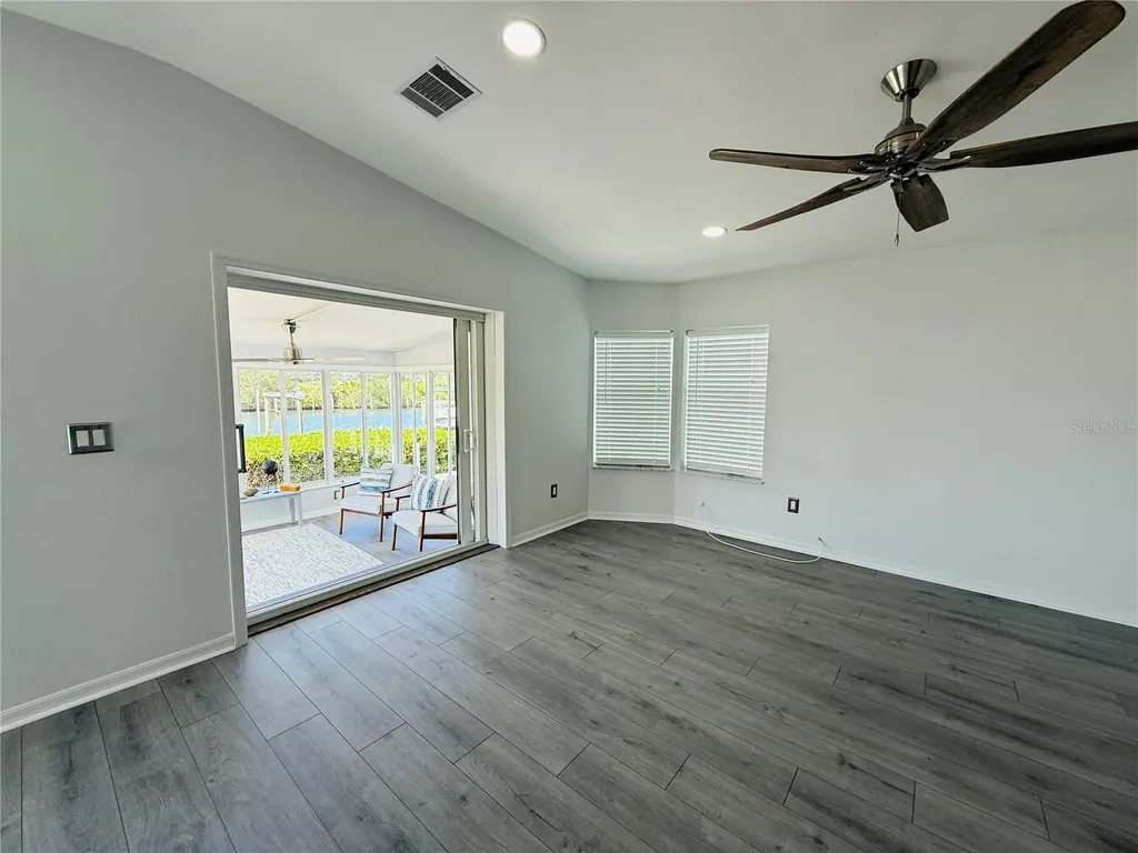 4851 W Gandy Boulevard Tampa FL 33611