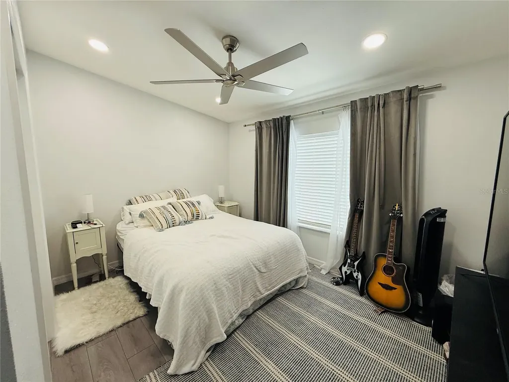 4851 W Gandy Boulevard Tampa FL 33611