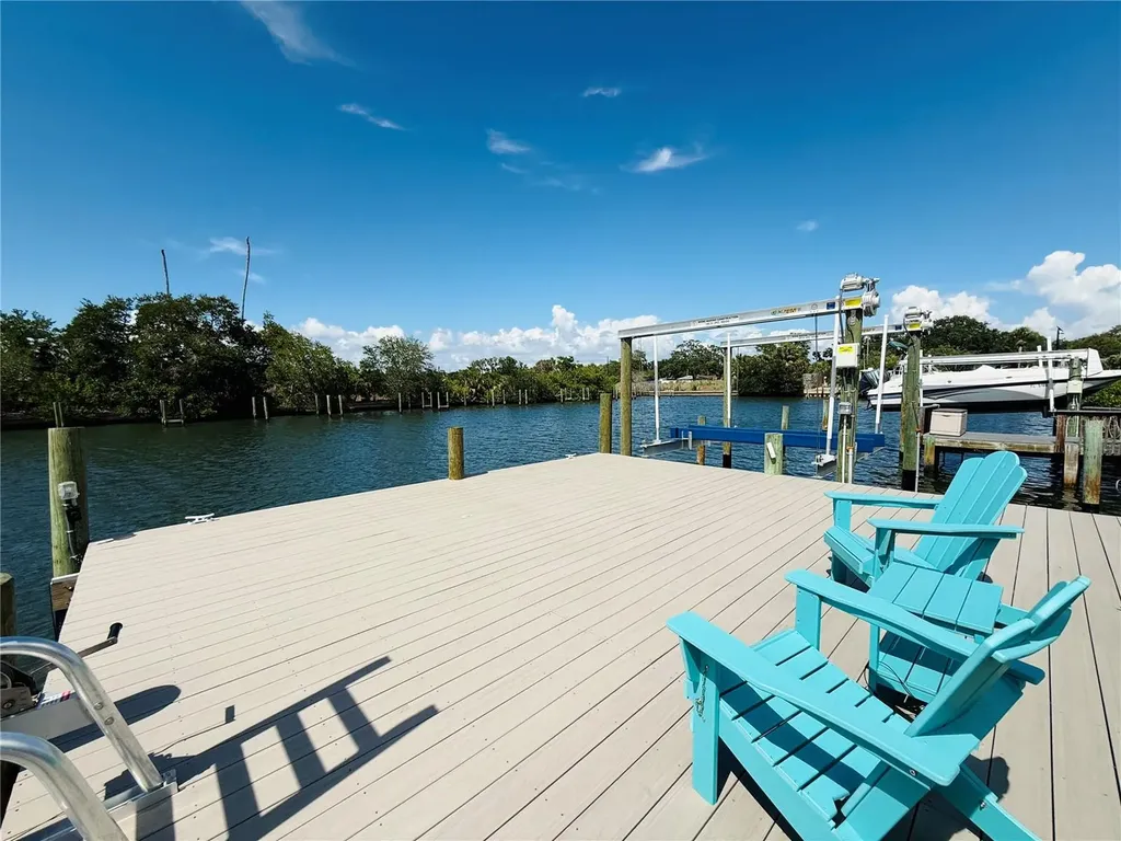 4851 W Gandy Boulevard Tampa FL 33611