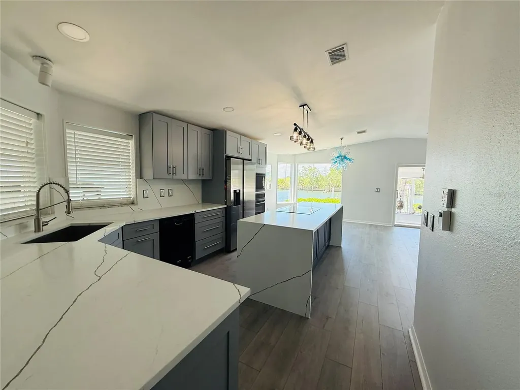 4851 W Gandy Boulevard Tampa FL 33611