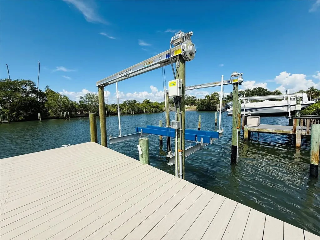 4851 W Gandy Boulevard Tampa FL 33611