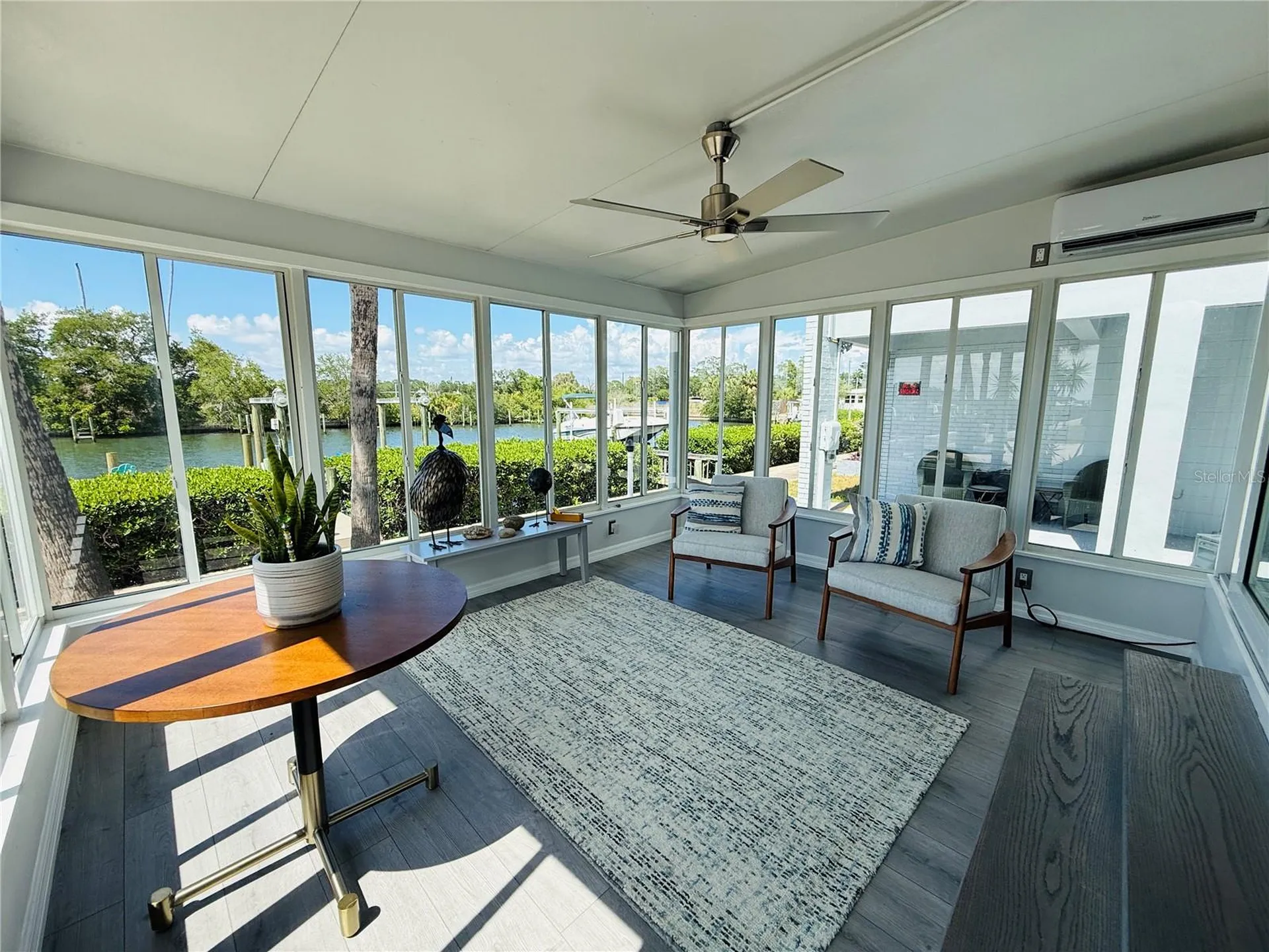 4851 W Gandy Boulevard Tampa FL 33611