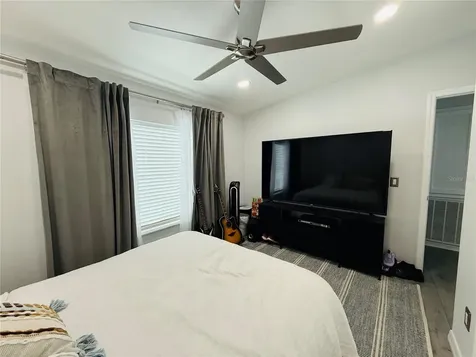 4851 W Gandy Boulevard Tampa FL 33611