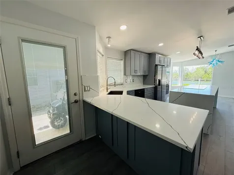 4851 W Gandy Boulevard Tampa FL 33611