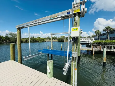 4851 W Gandy Boulevard Tampa FL 33611