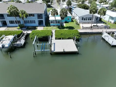 4851 W Gandy Boulevard Tampa FL 33611