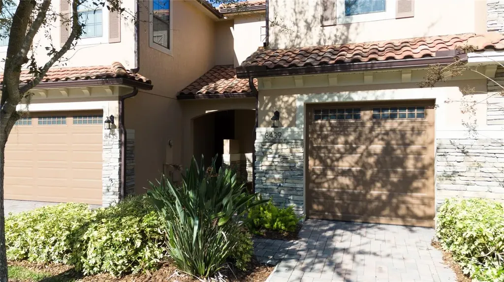 8439 Kelsall Drive Orlando FL 32832