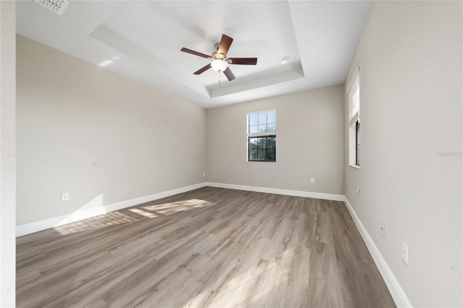 8439 Kelsall Drive Orlando FL 32832