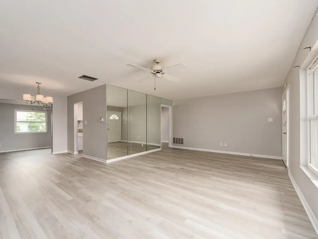 14070 90th Avenue Seminole FL 33776
