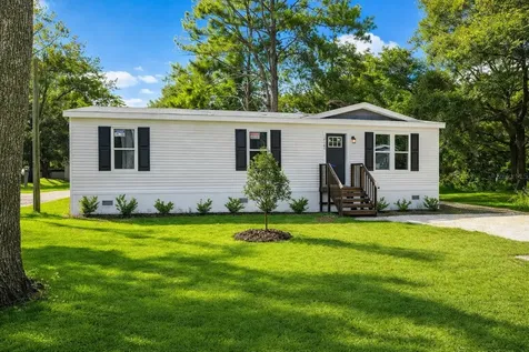 18104 Nicholas Avenue Brooksville FL 34604