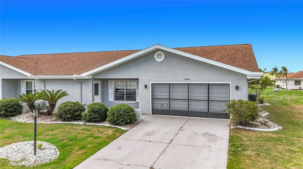 1620 Bentwood Drive Sun City Center FL 33573