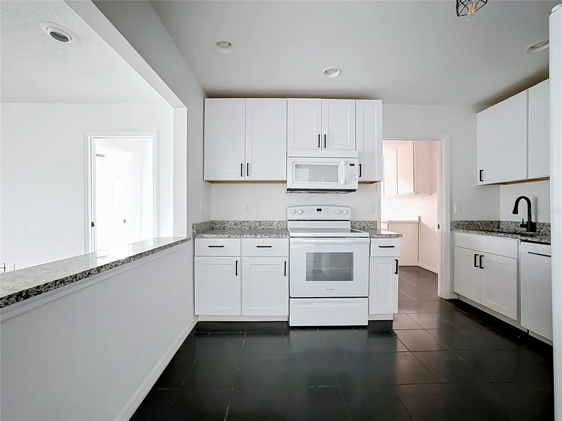 1620 Bentwood Drive Sun City Center FL 33573