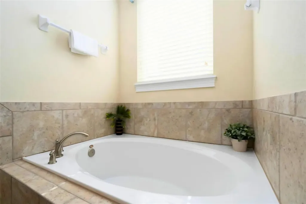 7657 Wilmington Loop Kissimmee FL 34747
