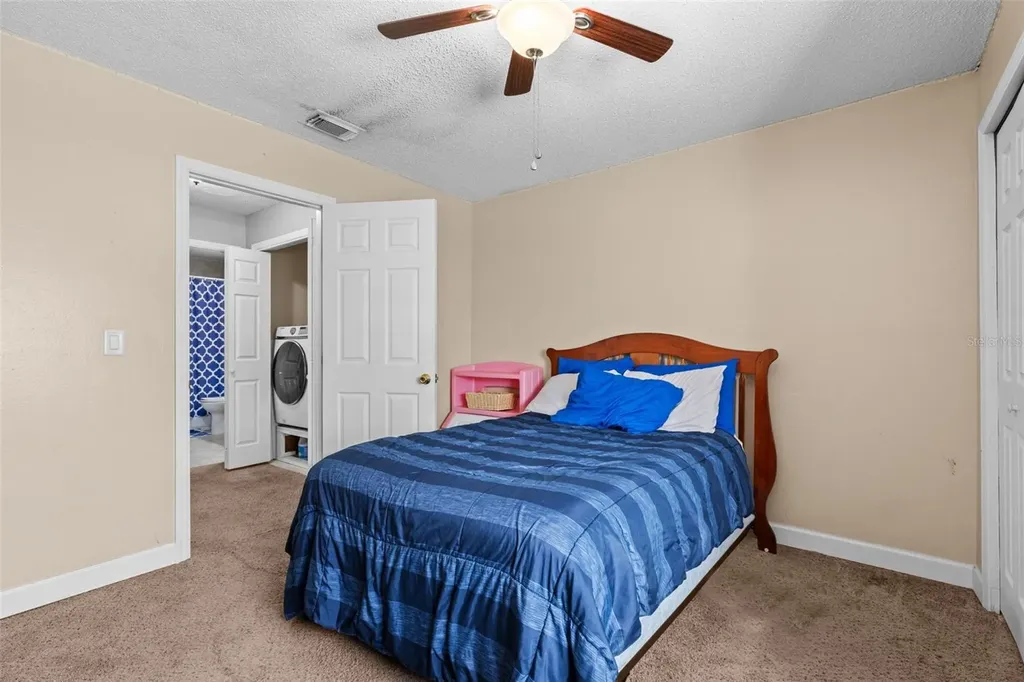 16205 Copperfield Drive Tampa FL 33618