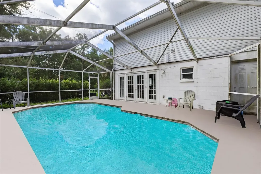 16205 Copperfield Drive Tampa FL 33618