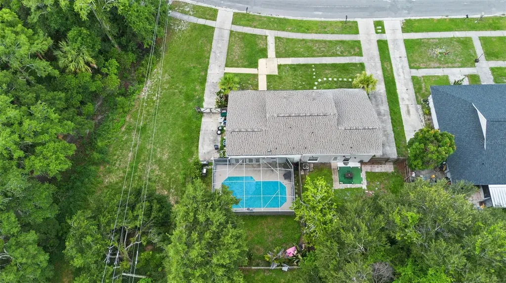 16205 Copperfield Drive Tampa FL 33618