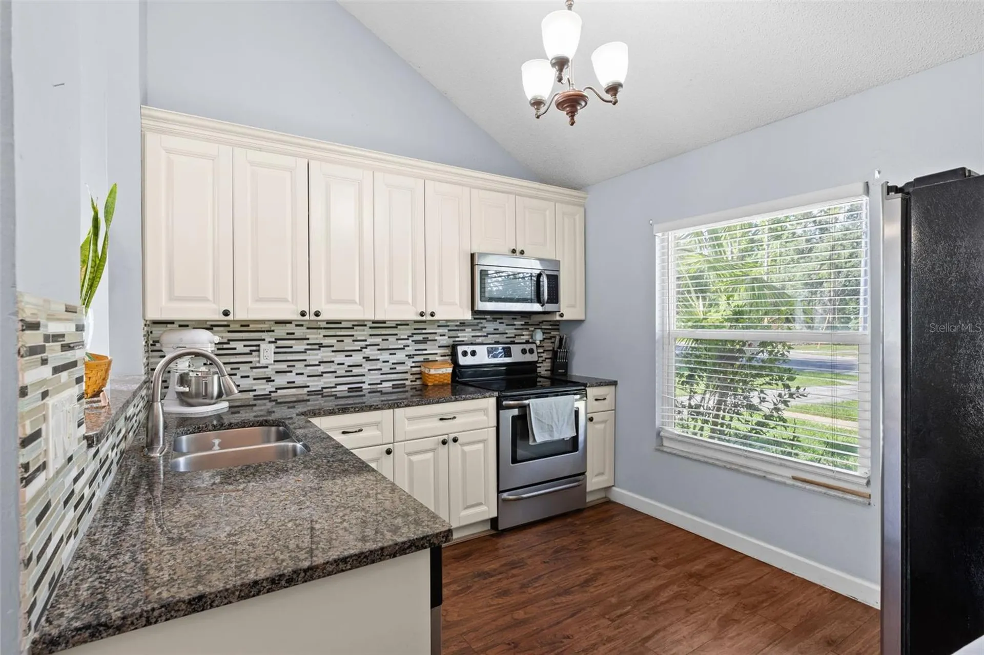 16205 Copperfield Drive Tampa FL 33618