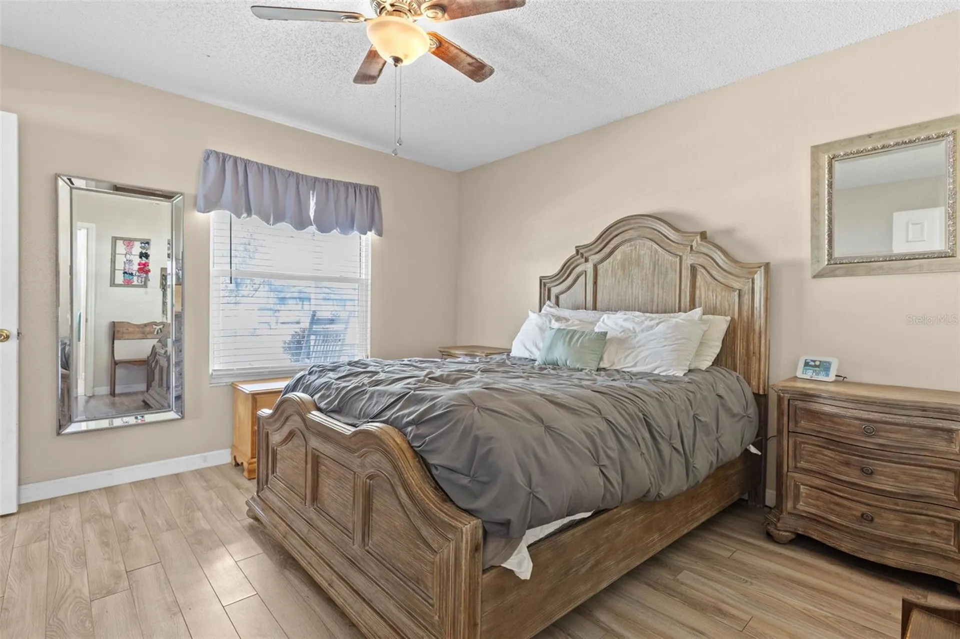 16205 Copperfield Drive Tampa FL 33618