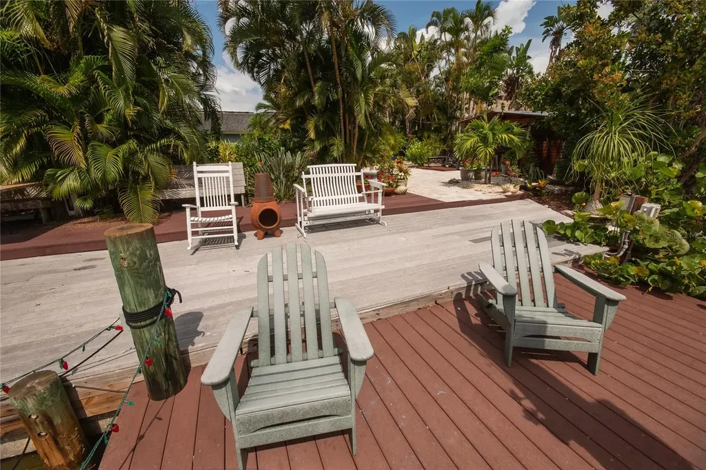 4925 Primrose Path Sarasota FL 34242