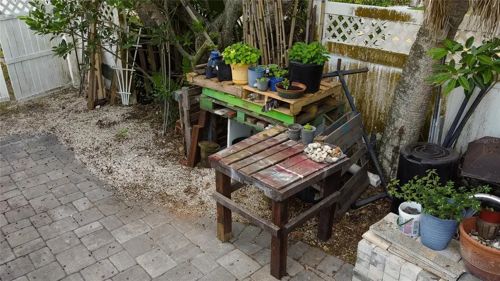 4925 Primrose Path Sarasota FL 34242