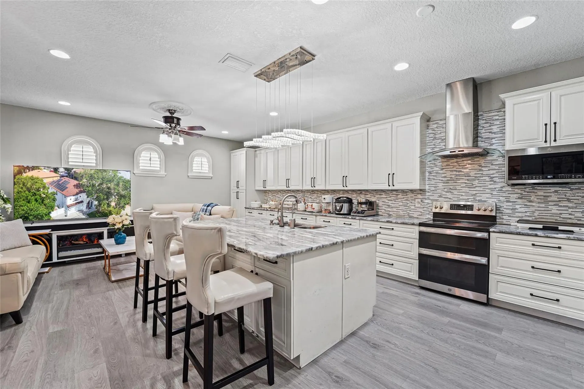 4202 N Howard Avenue Tampa FL 33607