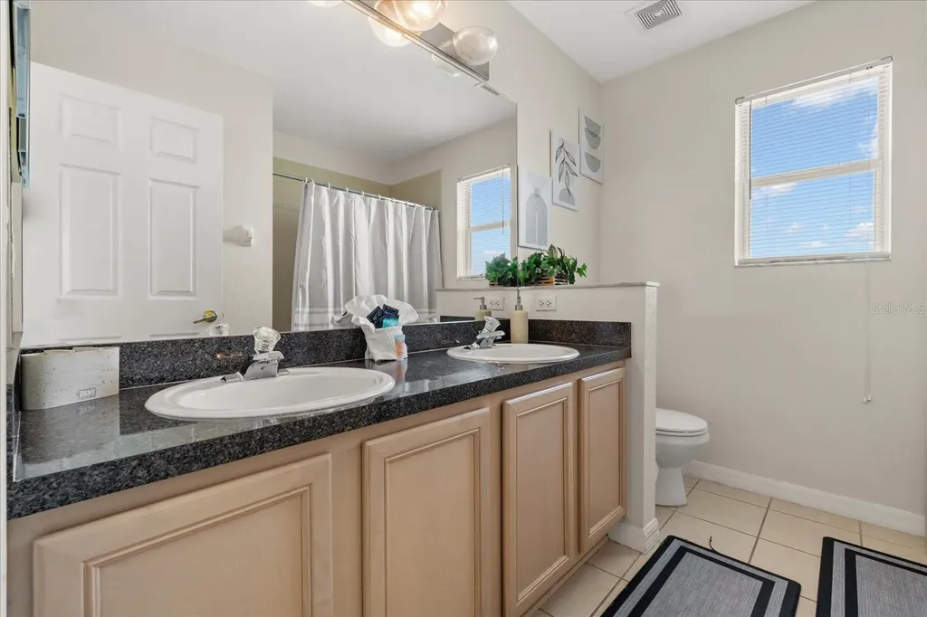 526 Windsor Place Davenport FL 33896
