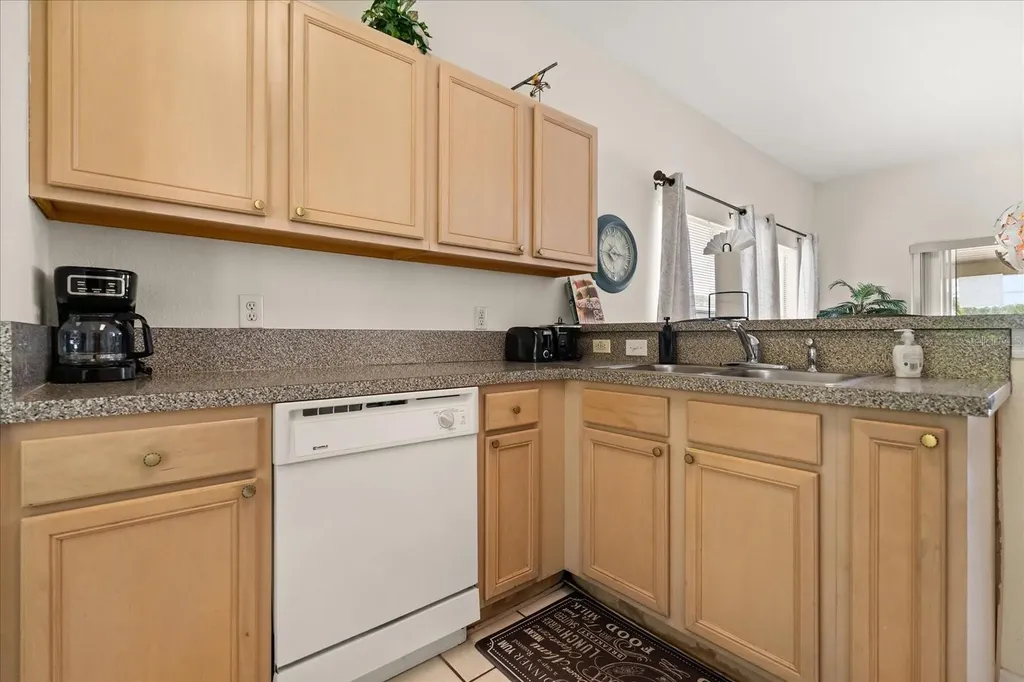 526 Windsor Place Davenport FL 33896