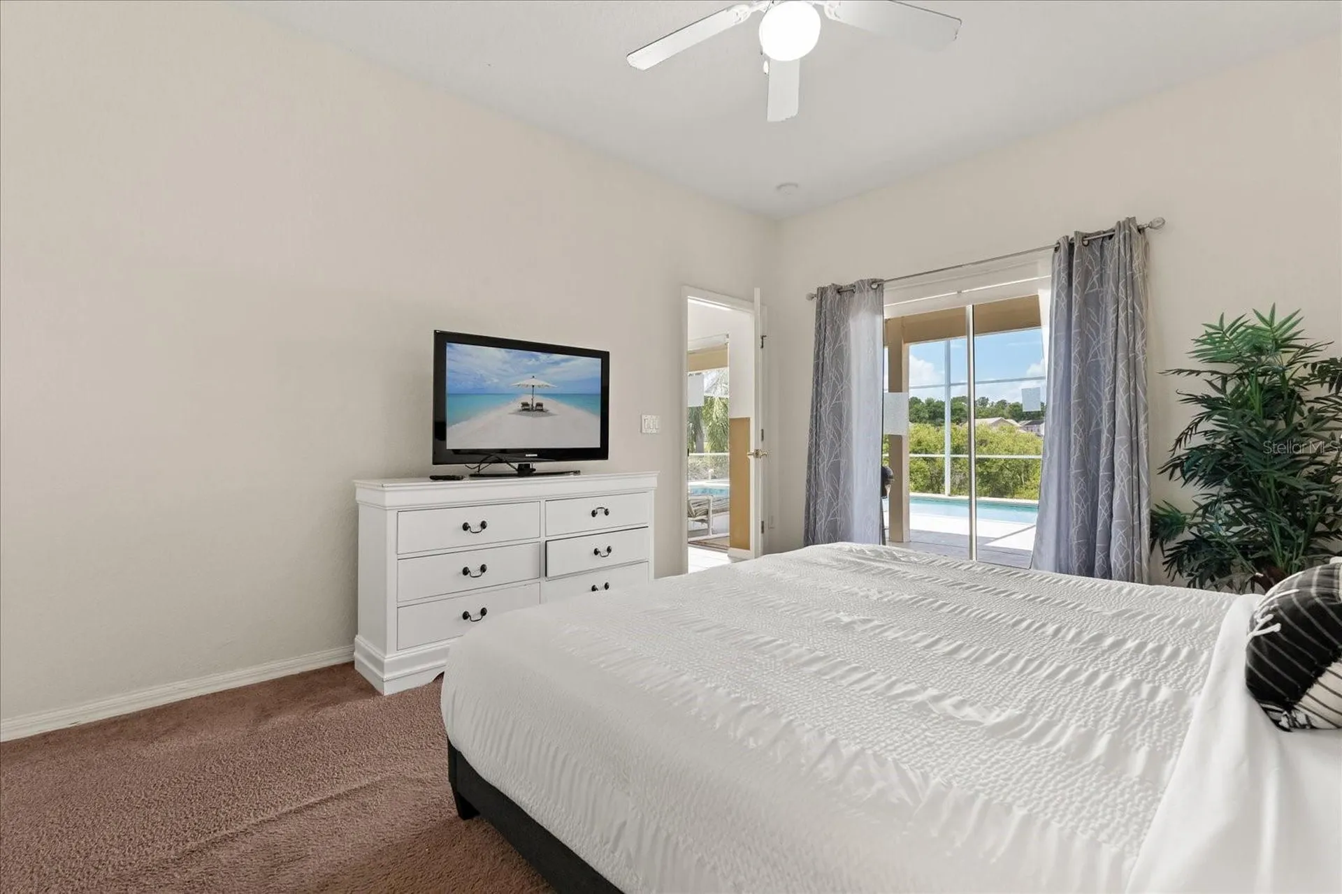 526 Windsor Place Davenport FL 33896