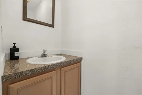 526 Windsor Place Davenport FL 33896