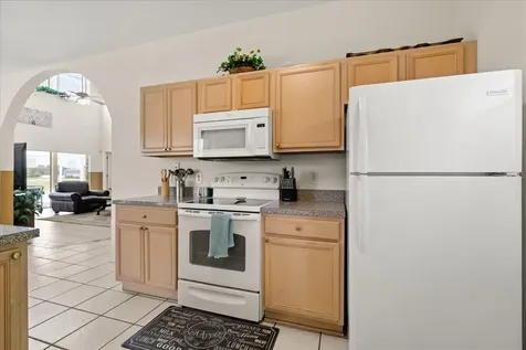 526 Windsor Place Davenport FL 33896