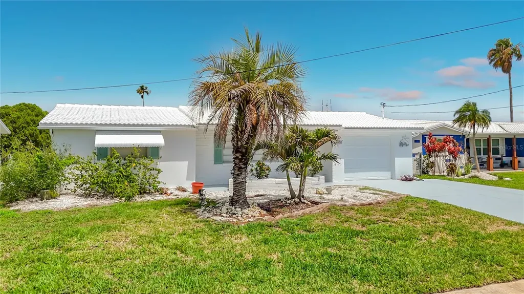 12524 5th Isle Hudson FL 34667