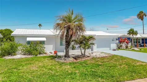12524 5th Isle Hudson FL 34667