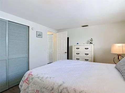 12524 5th Isle Hudson FL 34667