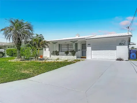 12524 5th Isle Hudson FL 34667