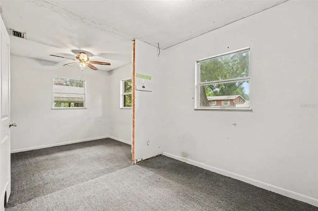 14925 Fisher Road Tampa FL 33613