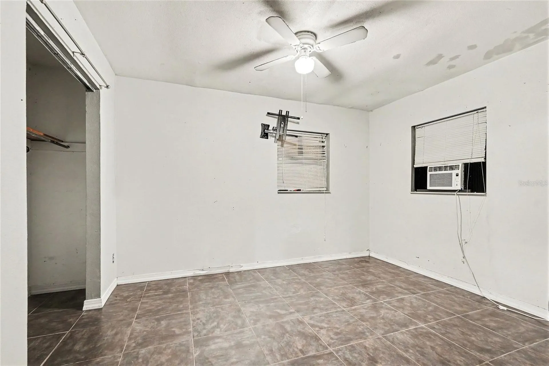 14925 Fisher Road Tampa FL 33613