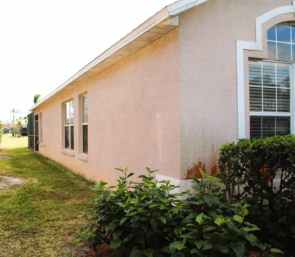 1068 Lake Berkley Drive Kissimmee FL 34746